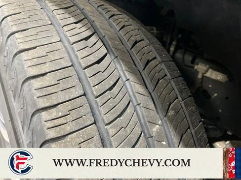 Used 2023 Ford Expedition Limited AWD/4WD image 11