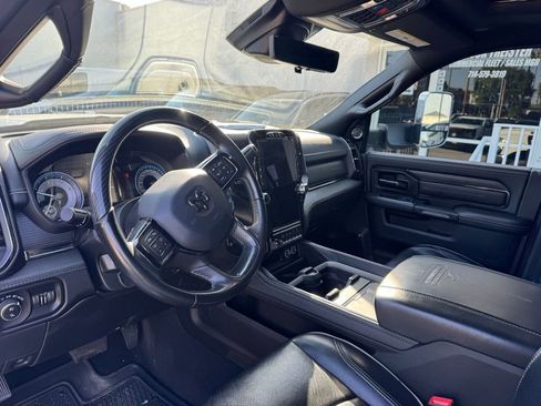 Used 2022 RAM 3500 Limited image 5