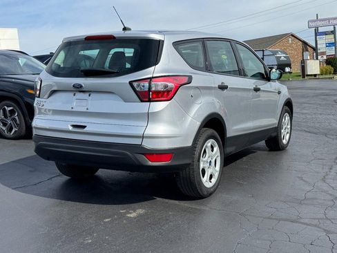 Used 2018 Ford Escape S image 3