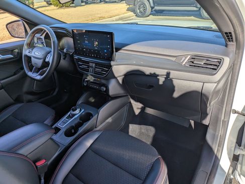 Certified 2023 Ford Escape ST-Line w/ Tech Pack #1 image 39