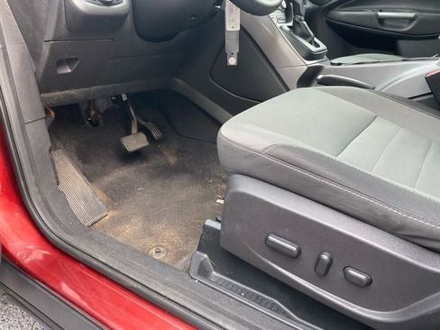 Used 2016 Ford Escape SE w/ Equipment Group 201A image 12