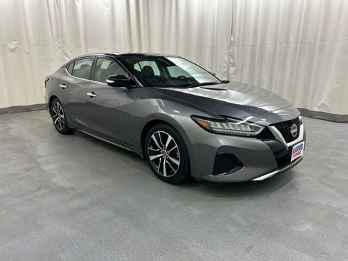 Used 2023 Nissan Maxima SL FWD image 1