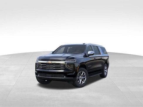 New 2026 Chevrolet Suburban Premier image 9