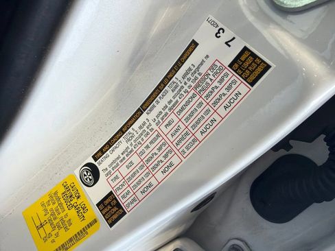 Used 2024 Toyota bZ4X FWD image 38