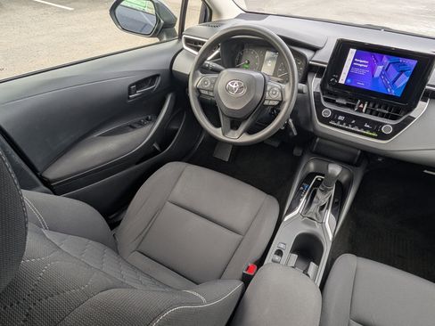 Certified 2024 Toyota Corolla LE image 9