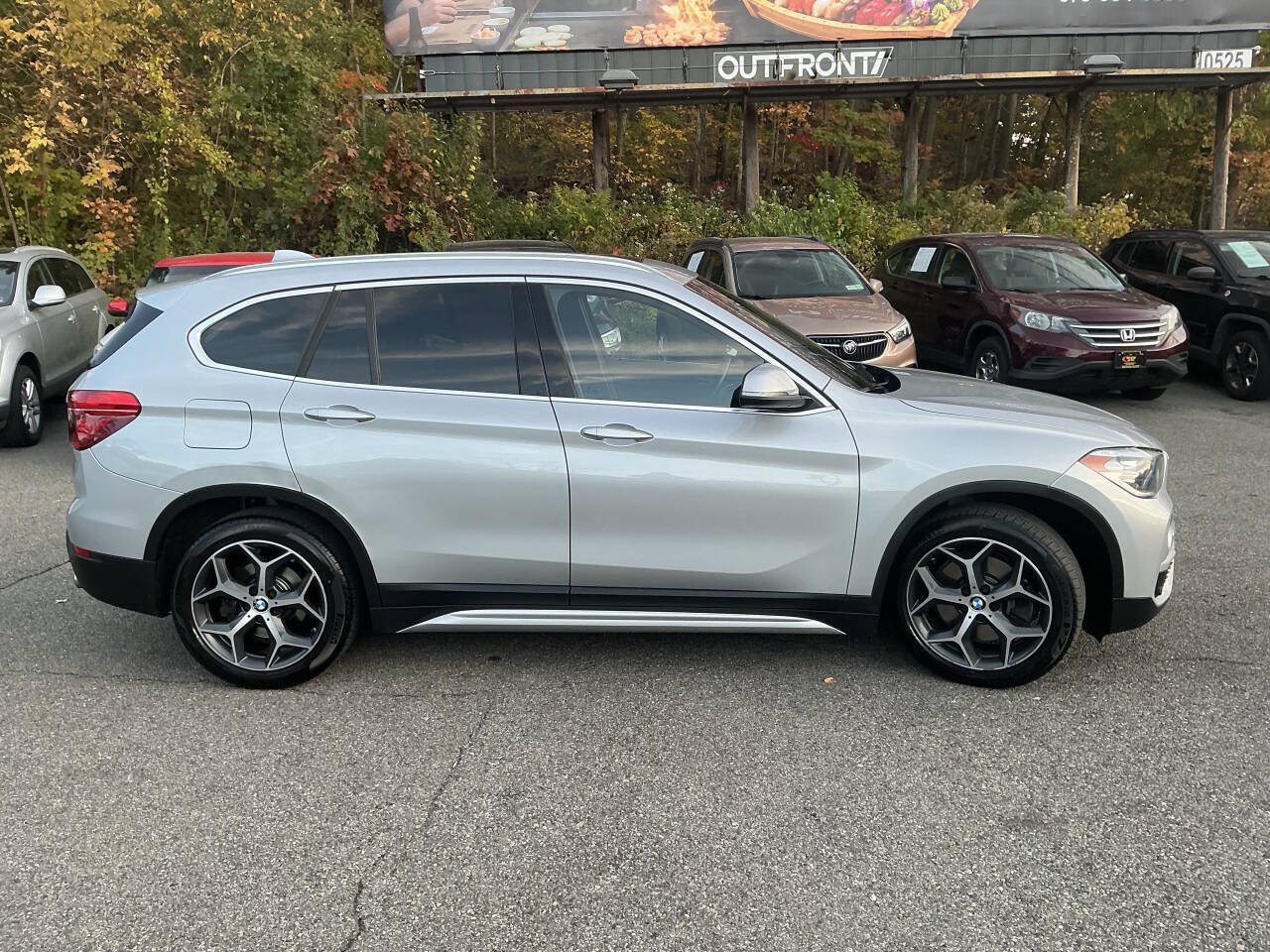 Used 2019 BMW X1 xDrive28i w/ Convenience Package AWD/4WD image 5