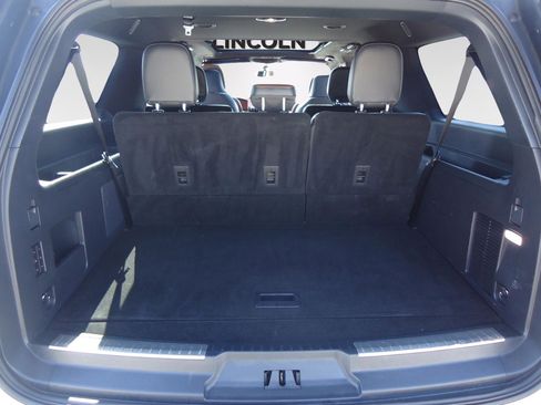 Used 2024 Lincoln Navigator L Reserve AWD/4WD image 38