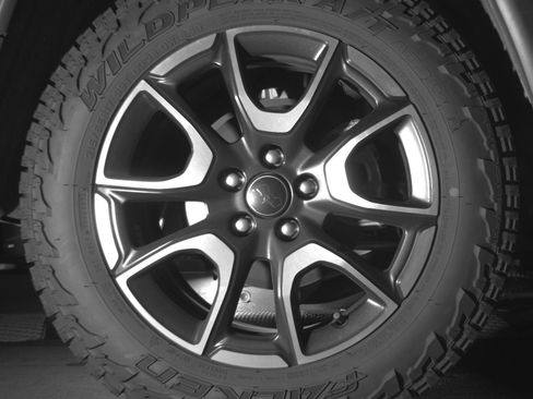 Used 2025 Jeep Compass Trailhawk AWD/4WD image 15