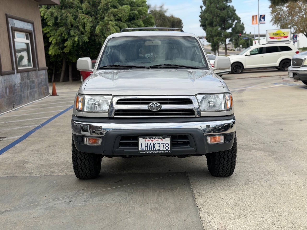 Used 1999 Toyota 4Runner SR5 RWD image 3