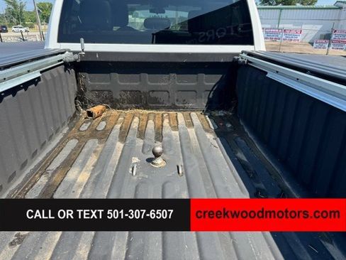 Used 2020 RAM 2500 Tradesman w/ Chrome Appearance Group AWD/4WD image 17