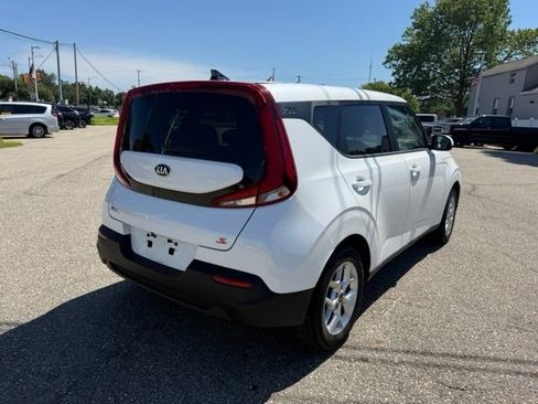 Used 2020 Kia Soul S FWD image 8
