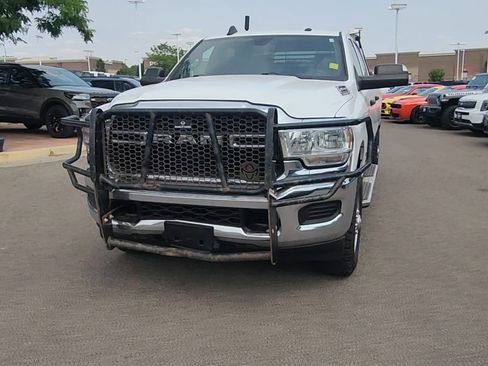 Used 2021 RAM 2500 Tradesman w/ Chrome Appearance Group AWD/4WD image 16