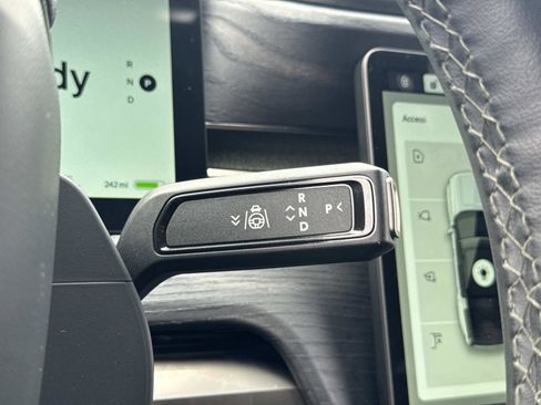 Used 2023 Rivian R1S Adventure image 6