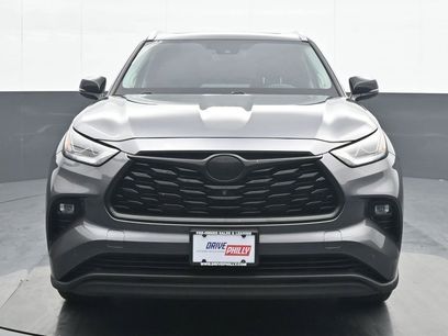 Used 2021 Toyota Highlander Limited