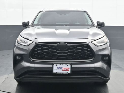 Used 2021 Toyota Highlander Limited AWD/4WD image 1