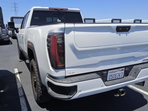 Used 2024 GMC Sierra 2500 AT4 w/ Max Trailering Package AWD/4WD image 5