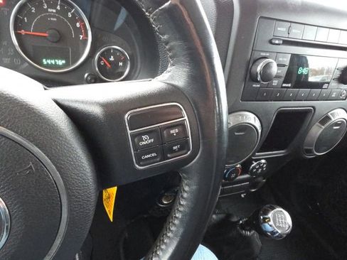 Used 2018 Jeep Wrangler Sport w/ Connectivity Group image 22