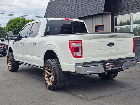 Used 2021 Ford F150 Lariat w/ Equipment Group 502A High AWD/4WD image 3