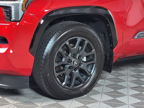 Used 2025 Toyota Sequoia Platinum image 4