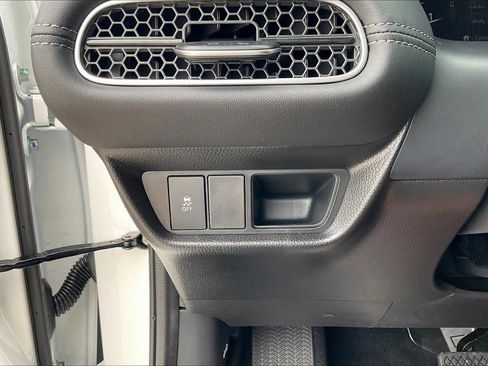 New 2026 Honda HR-V EX-L image 20