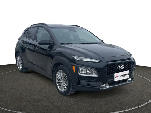 Certified 2021 Hyundai Kona SEL Plus w/ Cargo Package image 9