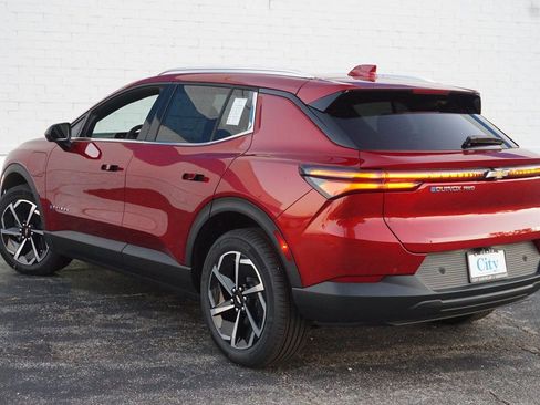 New 2026 Chevrolet Equinox EV LT image 7