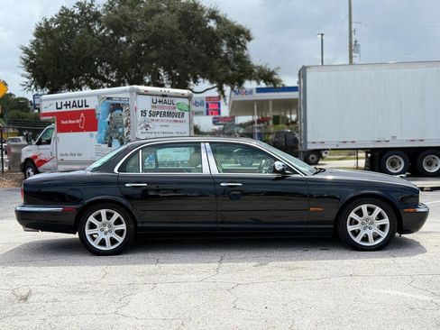 Used 2005 Jaguar XJ8 RWD image 6