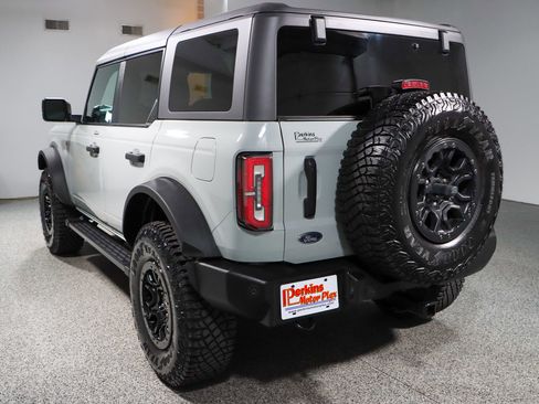 Used 2023 Ford Bronco Wildtrak AWD/4WD image 9