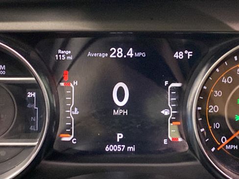 Used 2022 Jeep Wrangler Unlimited Sport w/ Sun And Sound Package AWD/4WD image 10