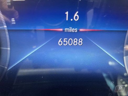 Used 2021 Mercedes-Benz GLE 350 4MATIC image 12