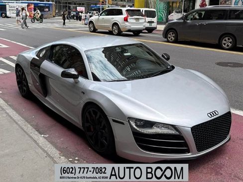 Used 2012 Audi R8 V10 AWD/4WD image 1