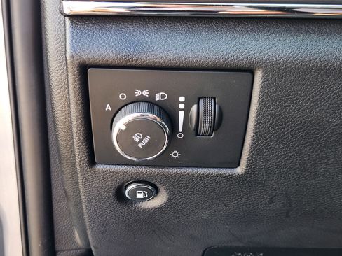 Used 2021 Jeep Grand Cherokee Limited AWD/4WD image 26
