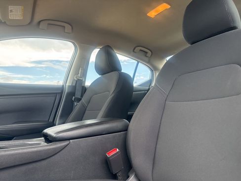 Certified 2024 Nissan Sentra S FWD image 38