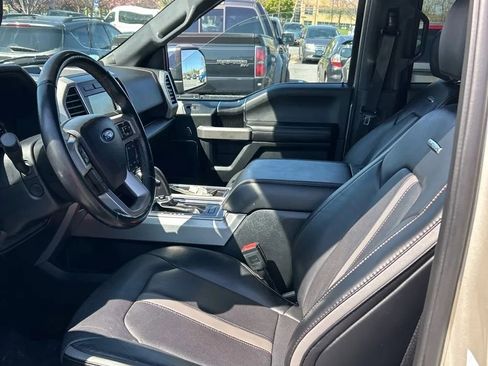 Used 2018 Ford F150 Platinum w/ Equipment Group 701A Luxury image 9