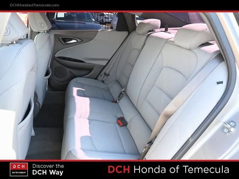 Used 2022 Chevrolet Malibu LS w/ Driver Confidence Package II image 19