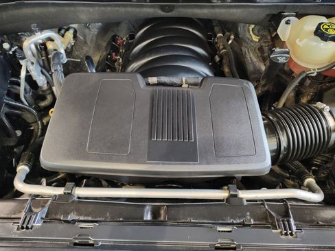 Used 2021 Chevrolet Tahoe LT image 31