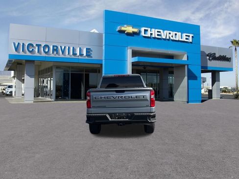 Used 2024 Chevrolet Silverado 1500 LT Trail Boss w/ LPO, Dark Essentials Package AWD/4WD image 6