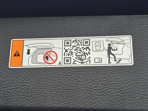 New 2026 Toyota Sienna XLE image 30