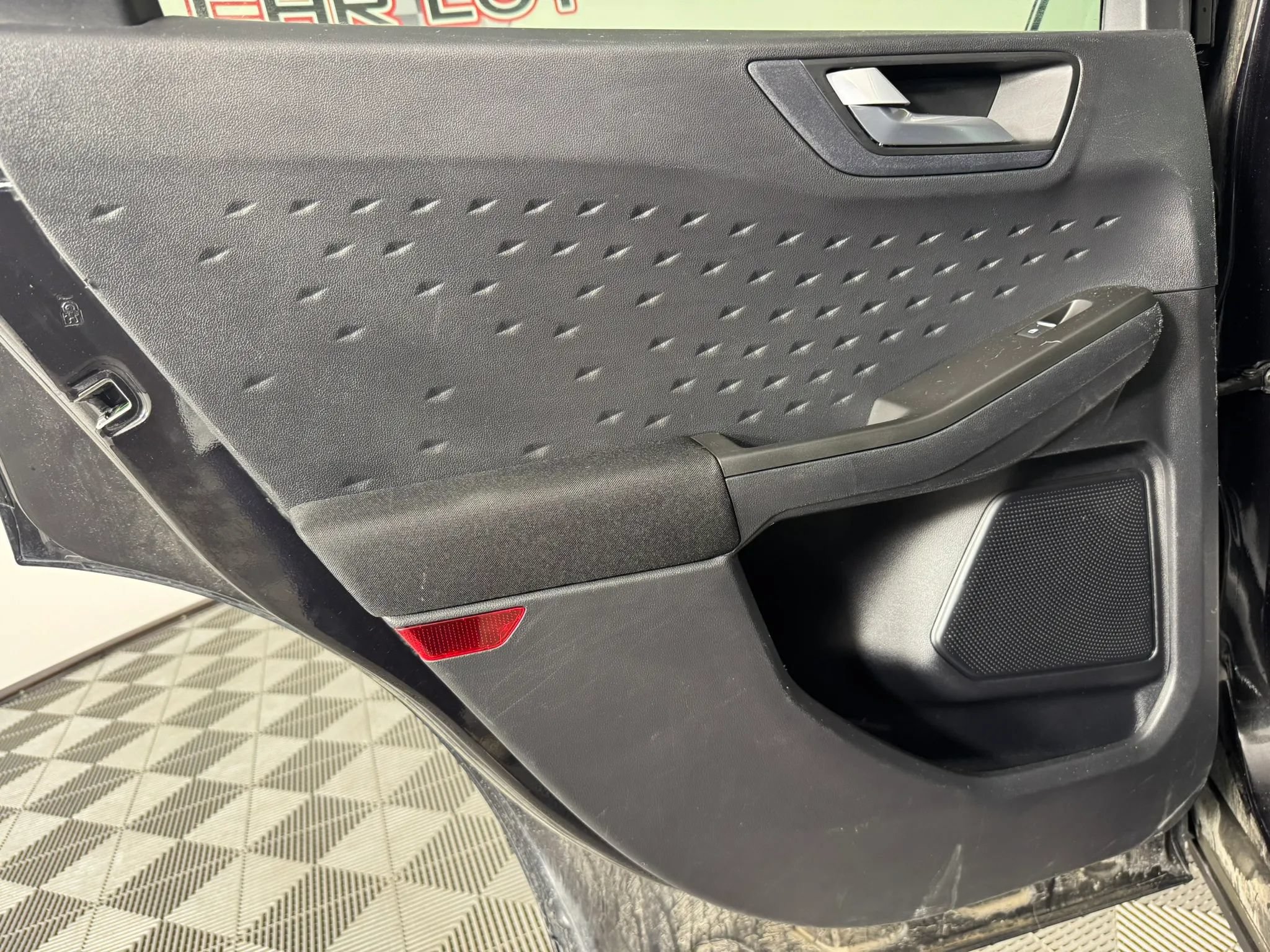 Used 2020 Ford Escape SE AWD/4WD image 42