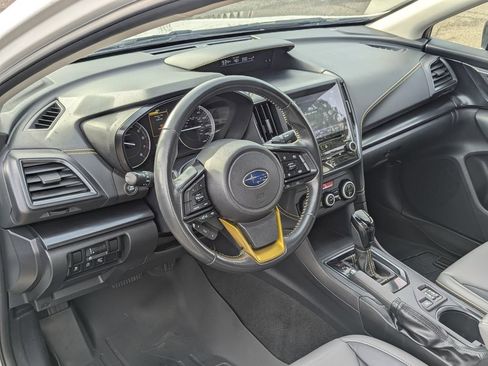 Used 2022 Subaru Crosstrek 2.5i Sport w/ Moonroof Package image 12