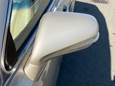 Used 2010 Lexus ES 350 FWD image 9
