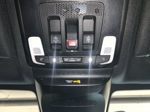 Used 2025 Acura ADX A-Spec image 21