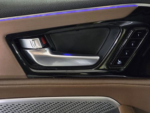 Used 2023 Acura MDX SH-AWD w/ Technology Package image 23