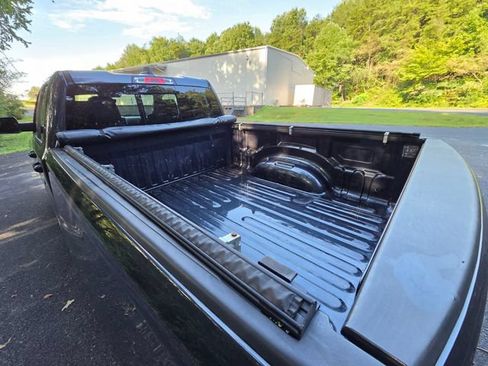 Used 2019 RAM 1500 Big Horn RWD image 36
