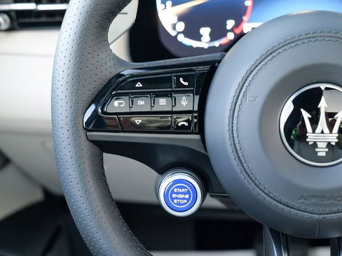 Used 2025 Maserati Grecale GT AWD/4WD image 45
