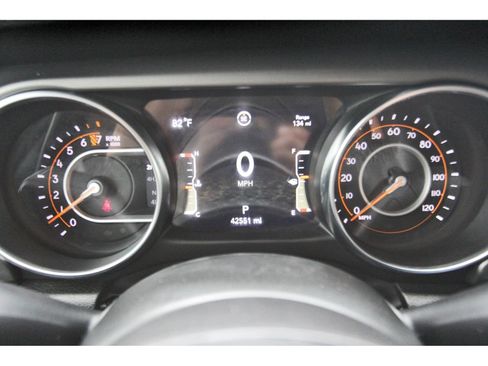 Used 2022 Jeep Wrangler Unlimited Sport AWD/4WD image 14