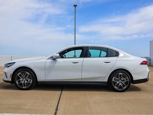 New 2027 BMW 530i xDrive AWD/4WD image 8