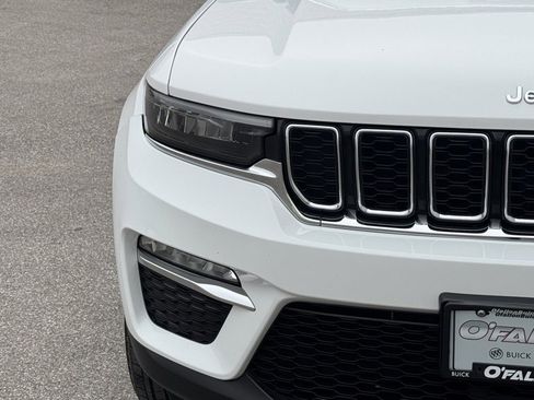 Used 2023 Jeep Grand Cherokee Limited image 7