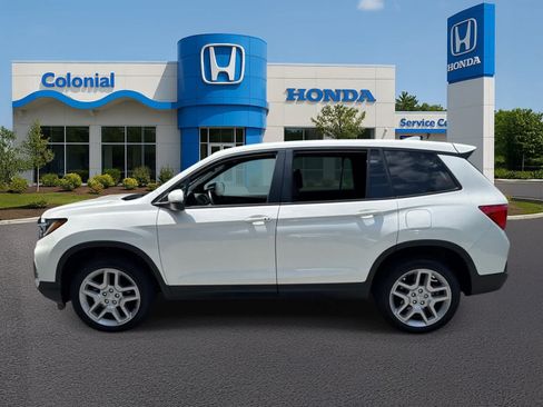 Used 2025 Honda Passport EX-L image 3