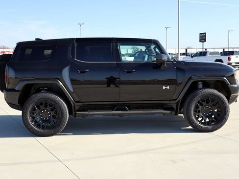 New 2024 GMC Hummer EV 2X image 3